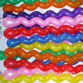 free strip long balloons twisting in bulk party